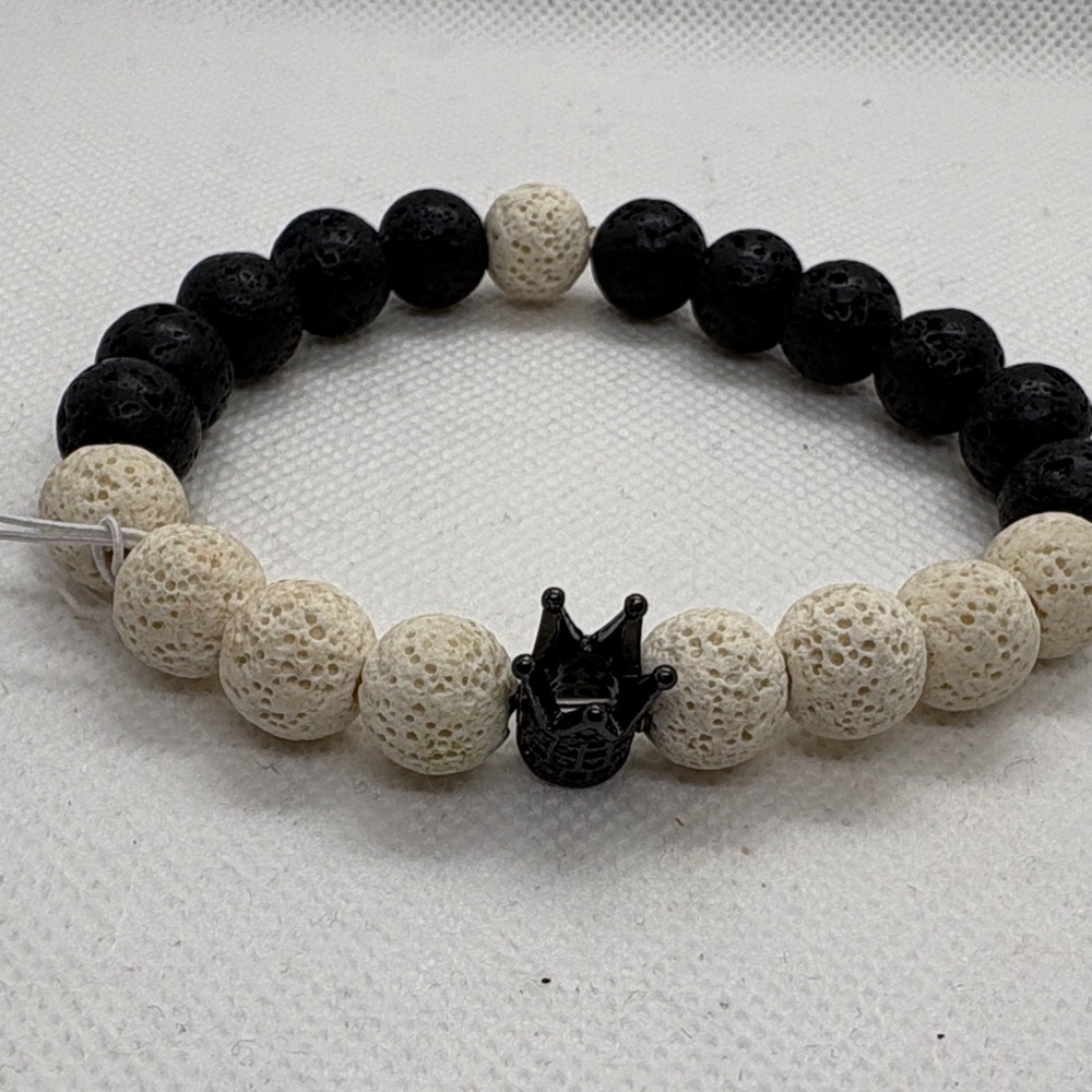 Black and Cream Beaded Bracelet with Crown Charm